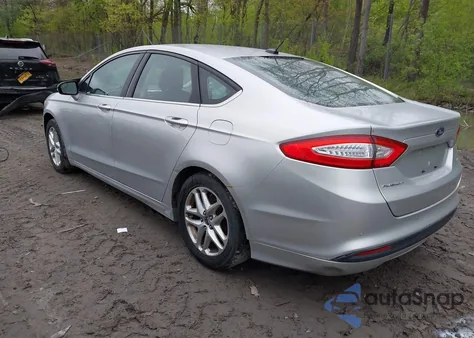 2014 Ford Fusion Se z USA, uszkodzony, nr VIN 3FA6P0H77ER322929